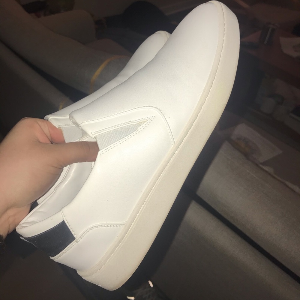 Thousand Fell Slip-Ons Sz 10 Womens